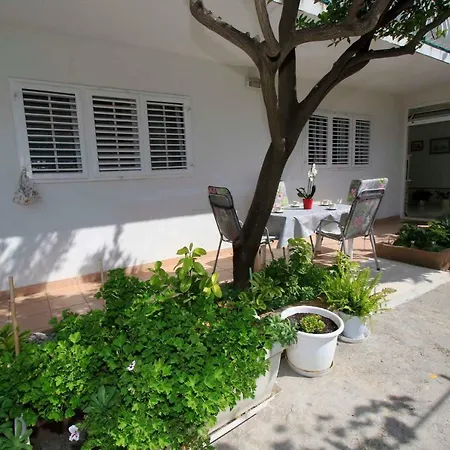 Ivona & Ivo Daire Makarska